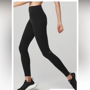 ALO Yoga High-waist Airbrush Legging size Large